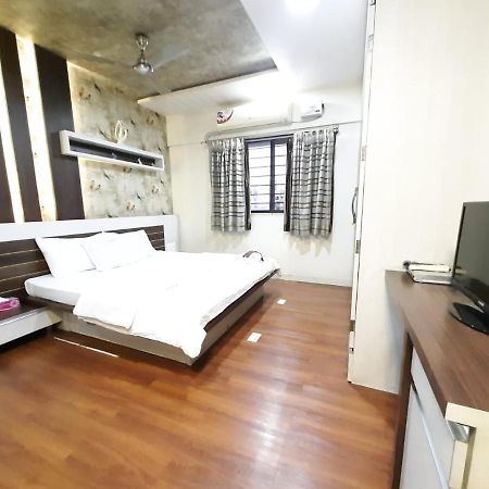 Majickmoments Hadapsar-Magarpatta Pune Exterior foto